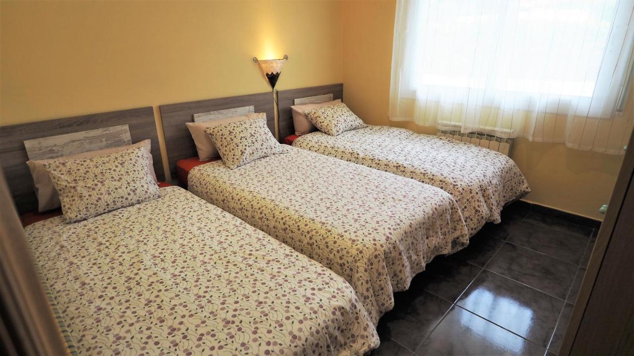 Villa Carolina Матаро Экстерьер фото