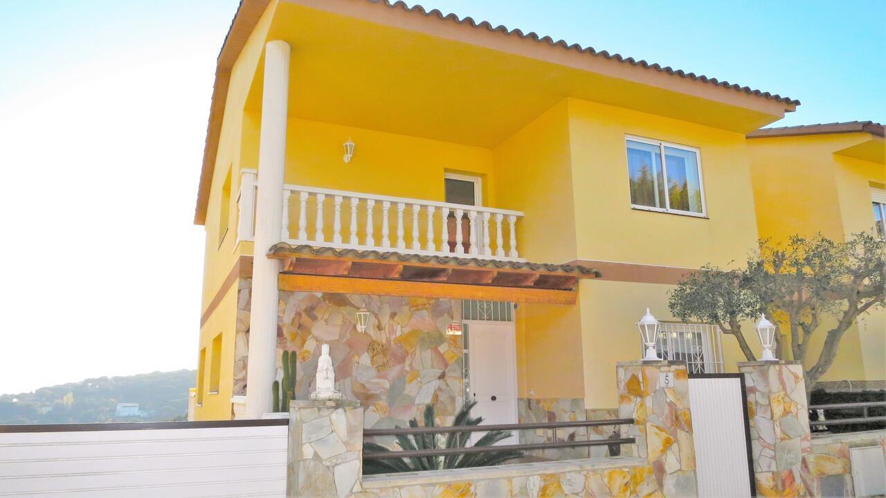 Villa Carolina Матаро Экстерьер фото